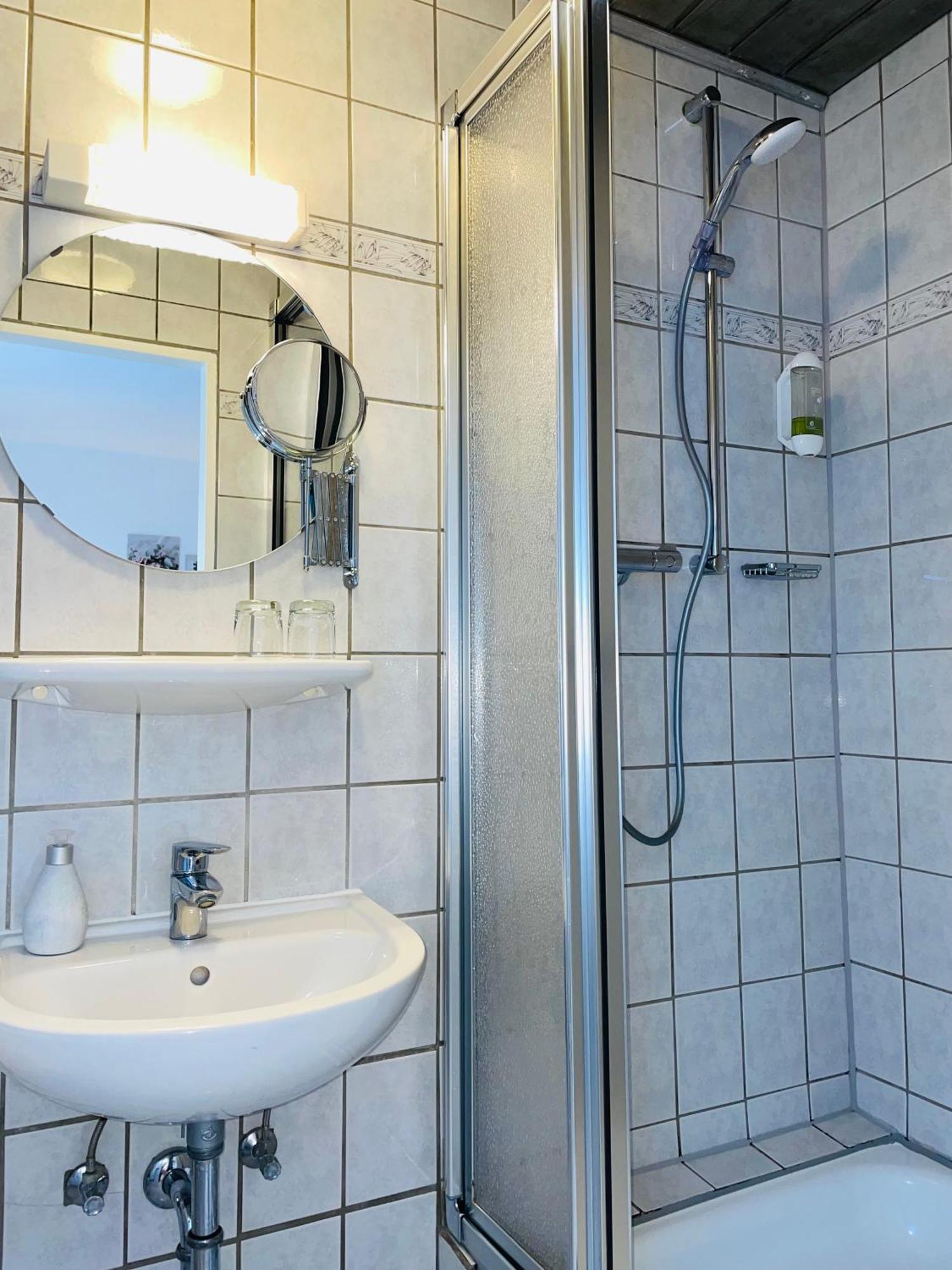 Hotel-Pension Hommen كوبلنس المظهر الخارجي الصورة